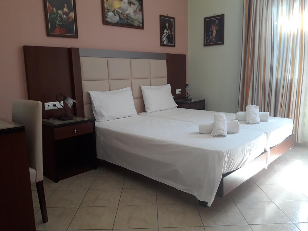 Parthenon Hotel Chora  Bagian luar foto