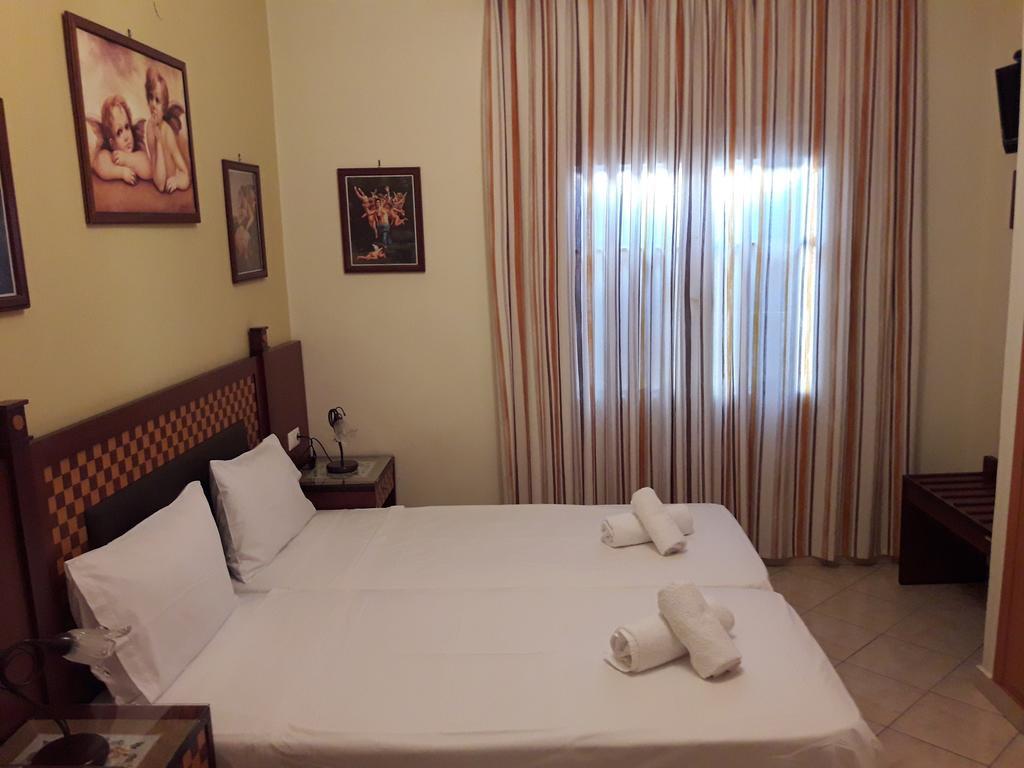 Parthenon Hotel Chora  Bagian luar foto
