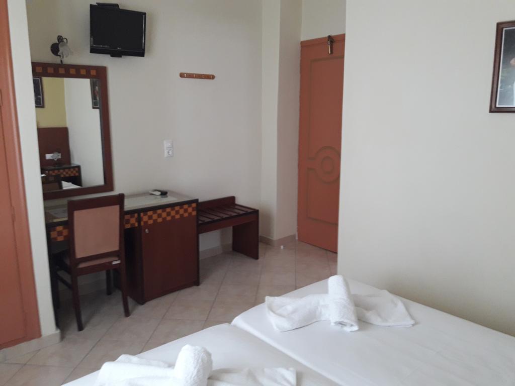 Parthenon Hotel Chora  Bagian luar foto