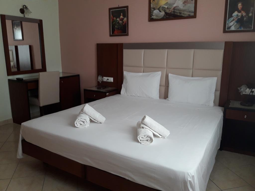 Parthenon Hotel Chora  Bagian luar foto